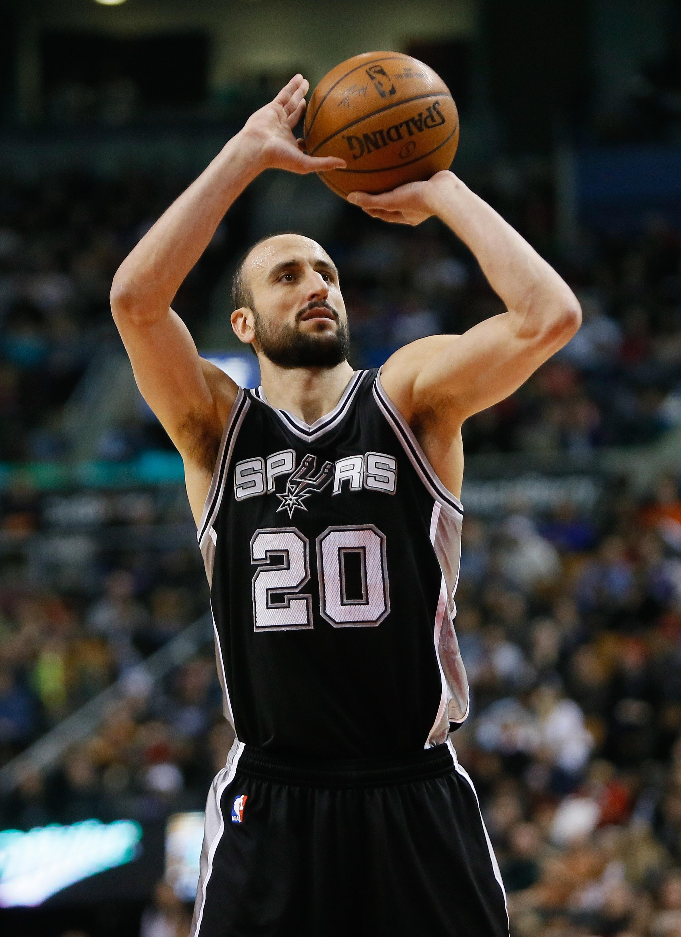 Spurs retire Manu Ginobili's No. 20