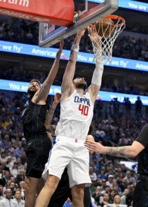 Clippers’ Ivica Zubac Signs Three-Year Extension